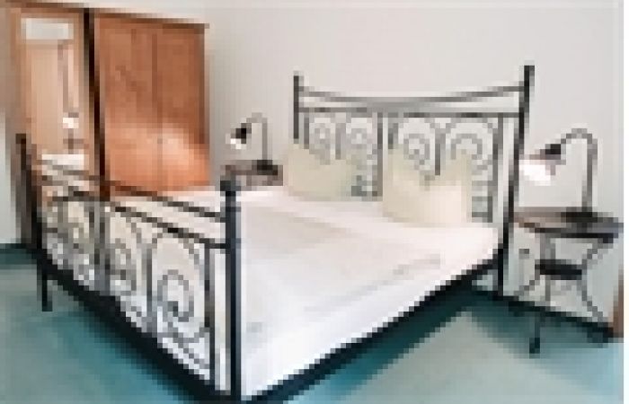 DG | Schlafzimmer 02